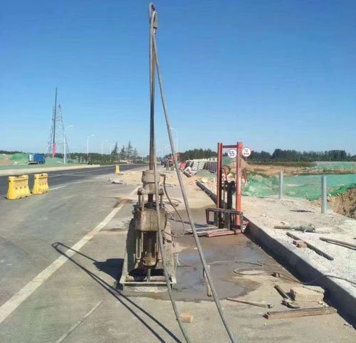 平度公路高聚物注浆加固
